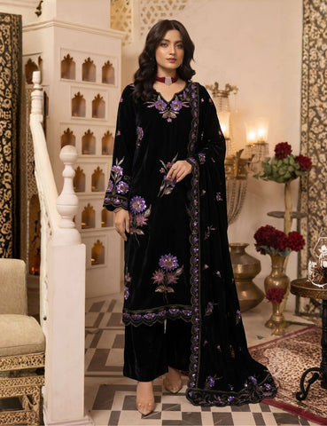 Zarmeen Emaan Premium Velvet Suit ZE-966 3