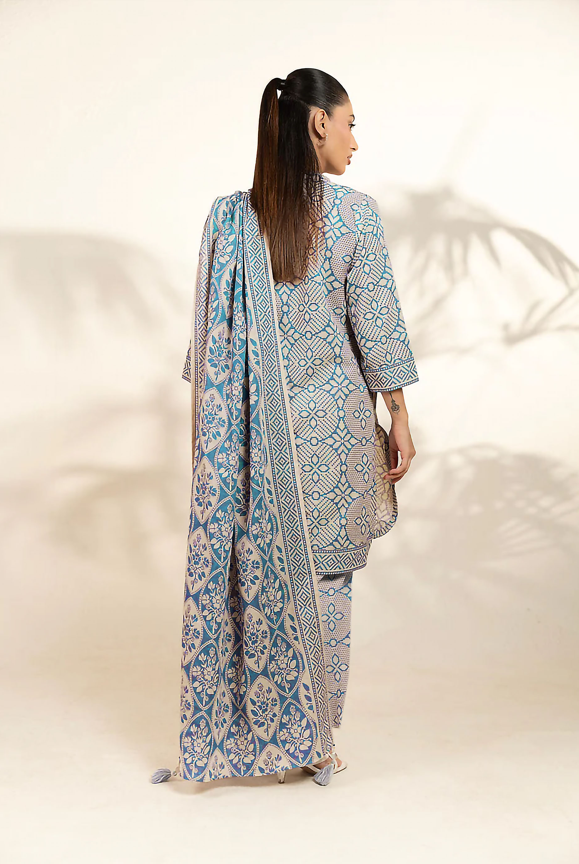 alkaram winter khaddar