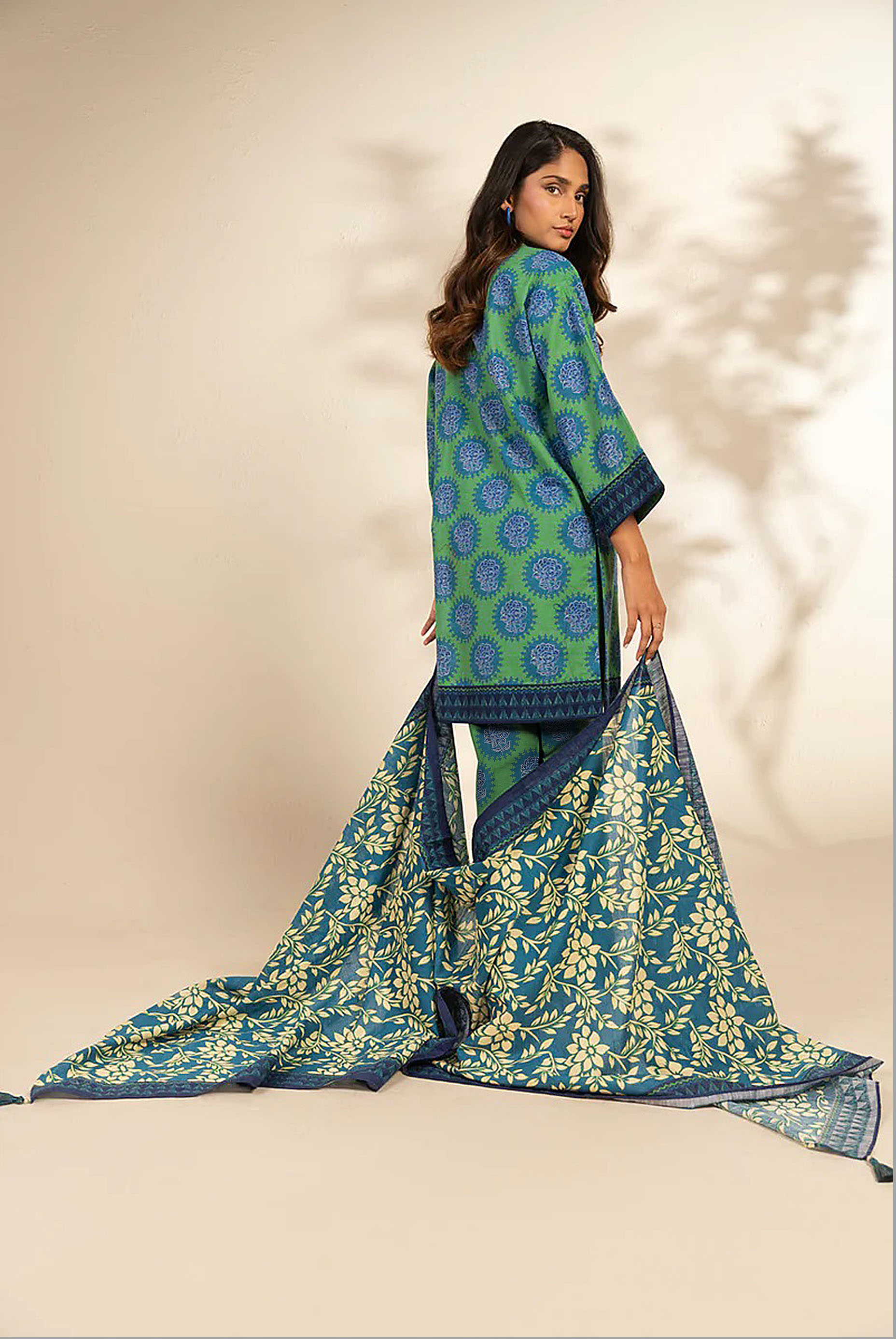 alkaram winter khaddar