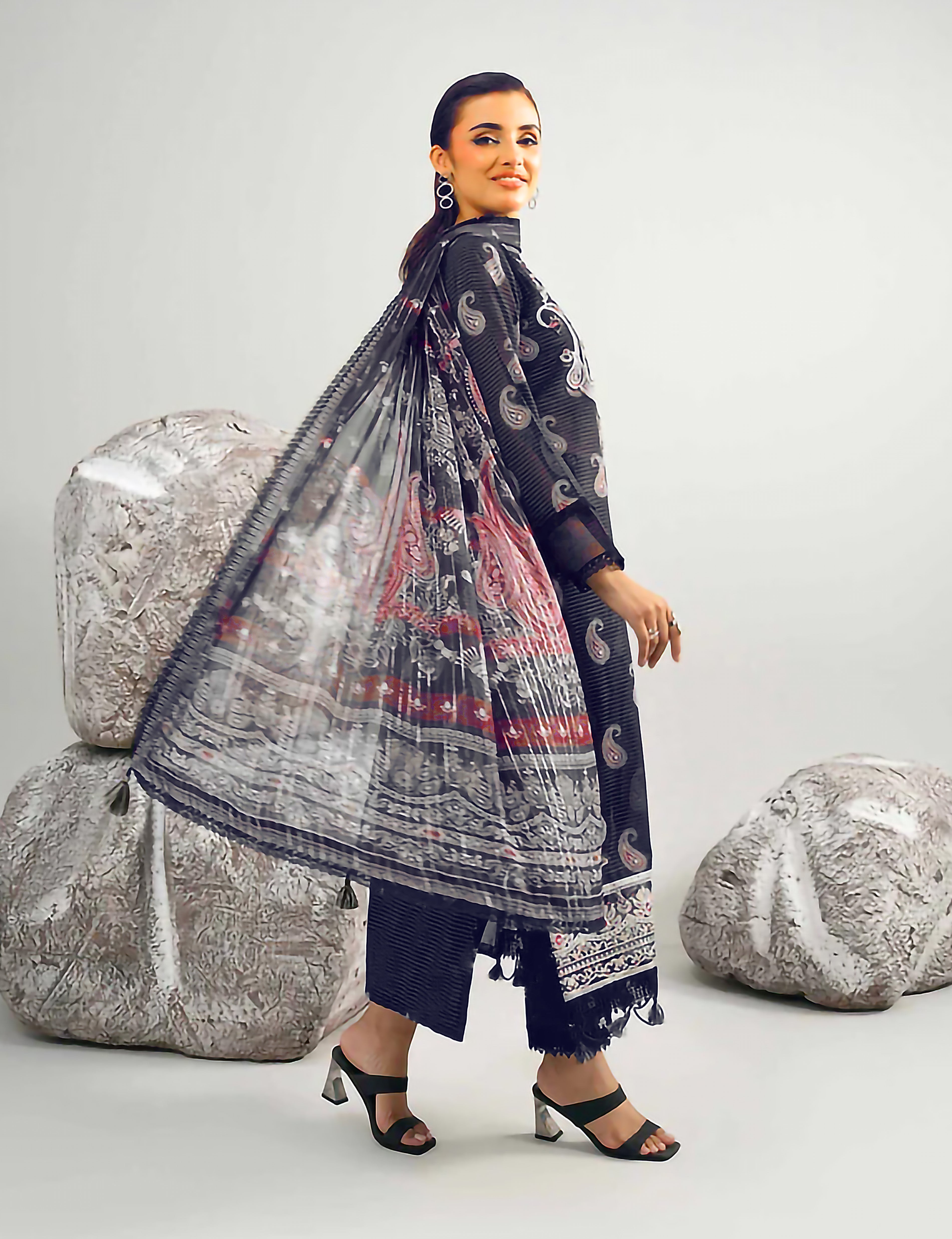 Nishat Unstitched Print Vintex Peach 3-Pc