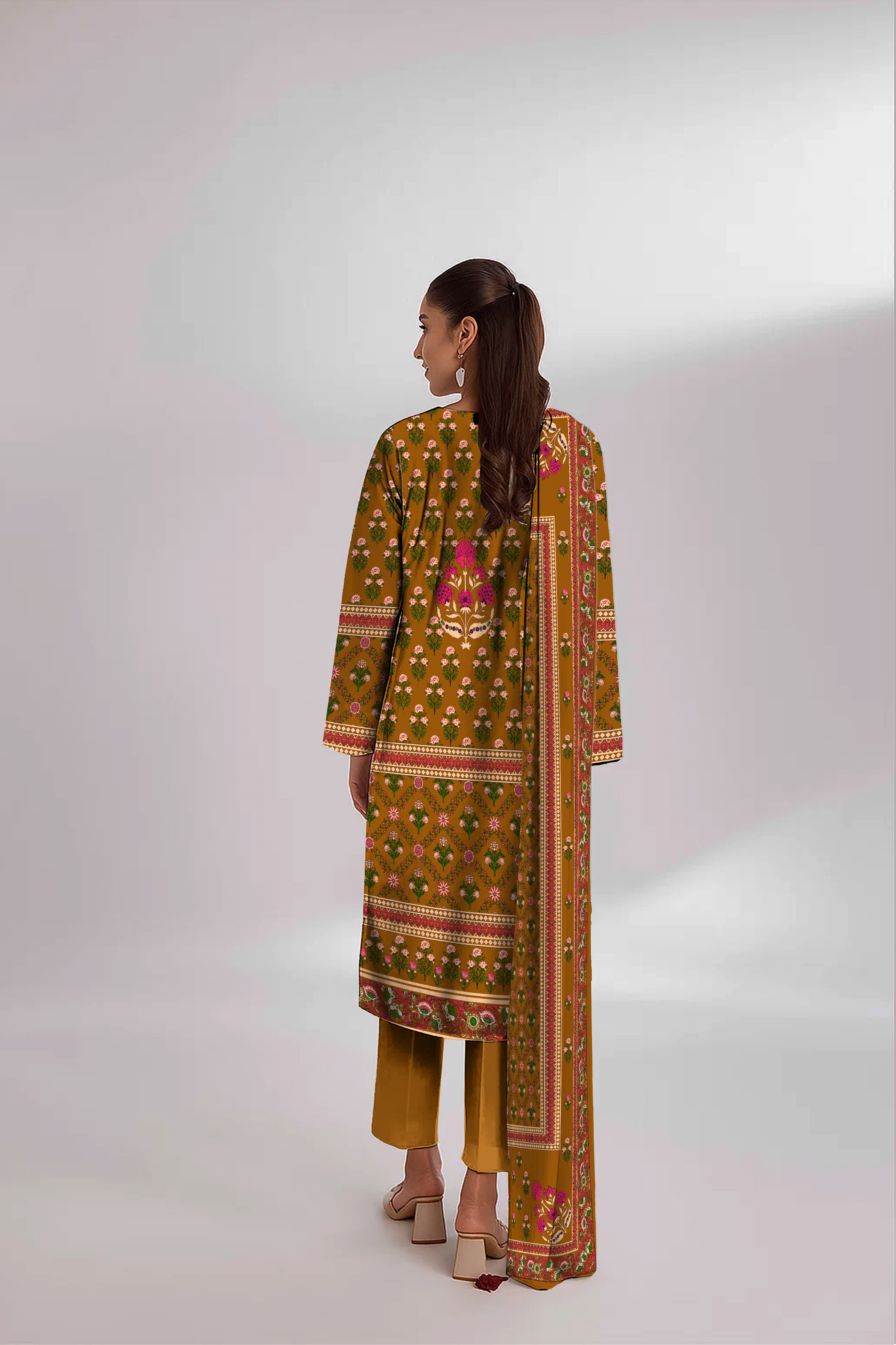 Nishat Unstitched Print Vintex Peach 3-Pc