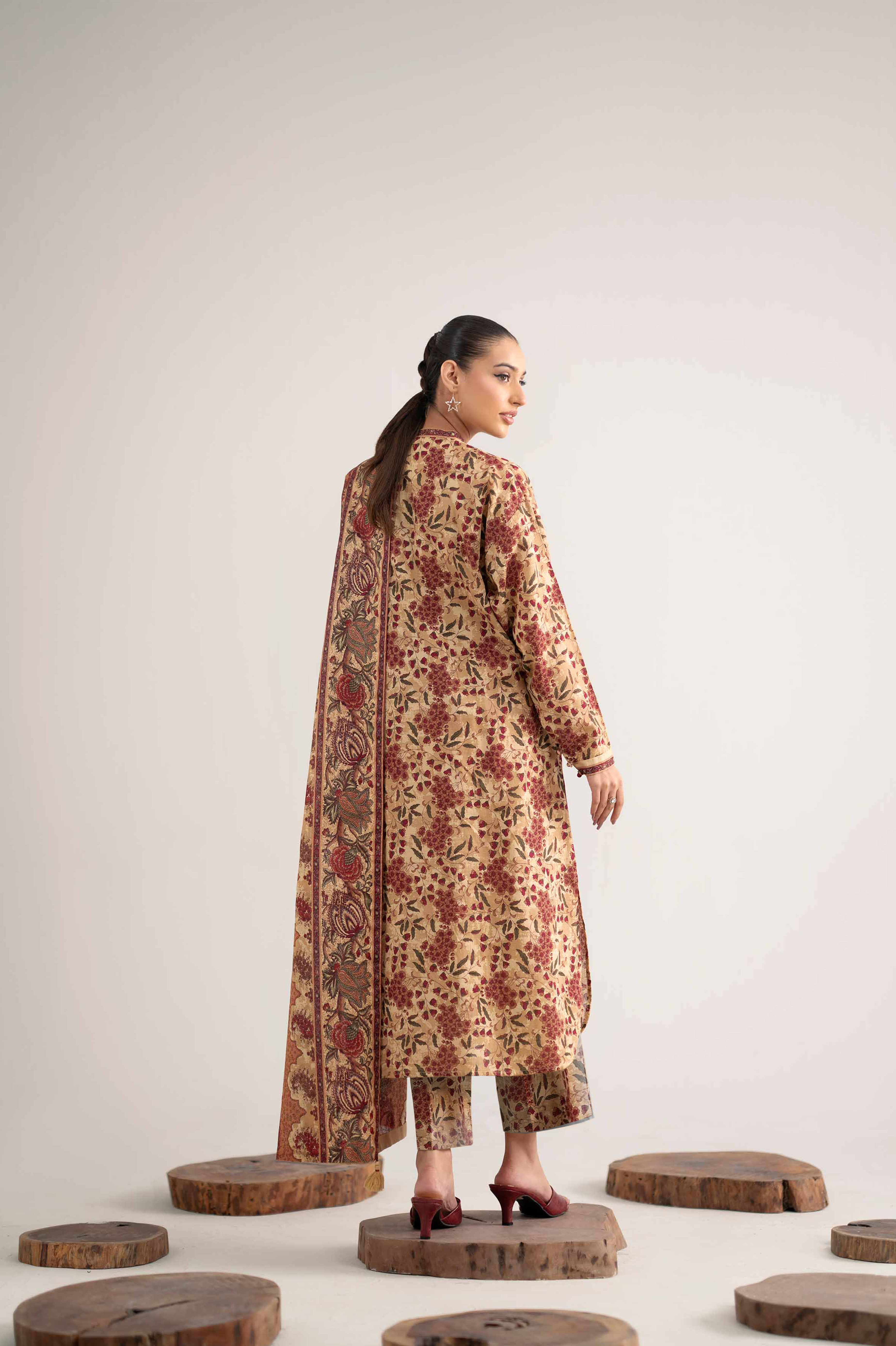 Nishat Unstitched Printed Khaddar 3-Pc