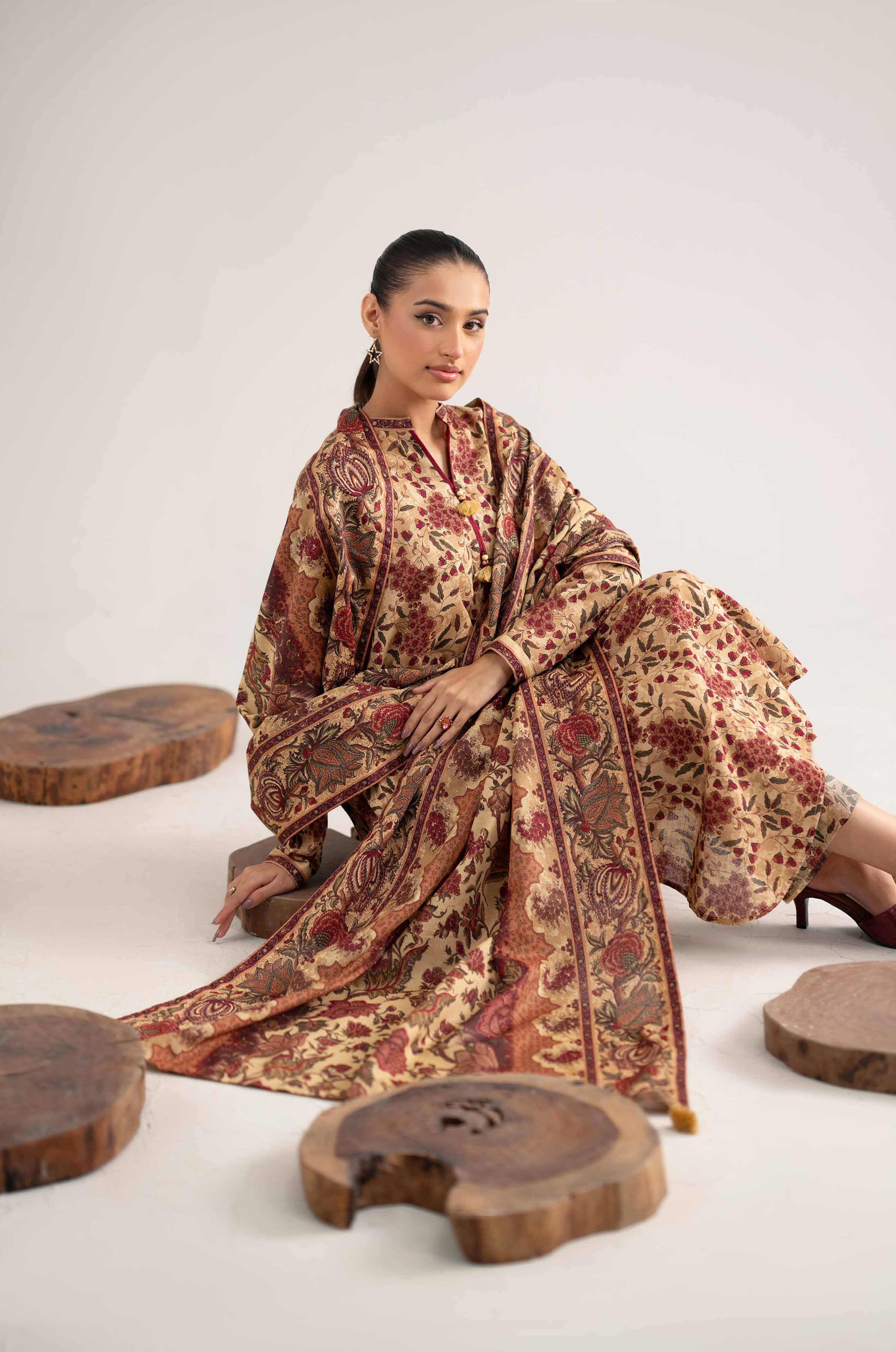 Nishat Unstitched Printed Khaddar 3-Pc
