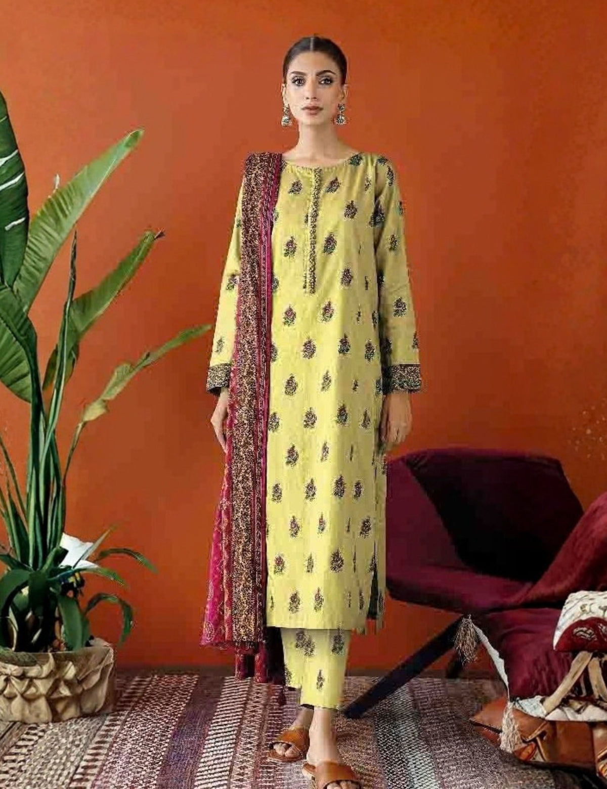 Orient Printed Fancy Khaddar 3-Pc OTL#23-132