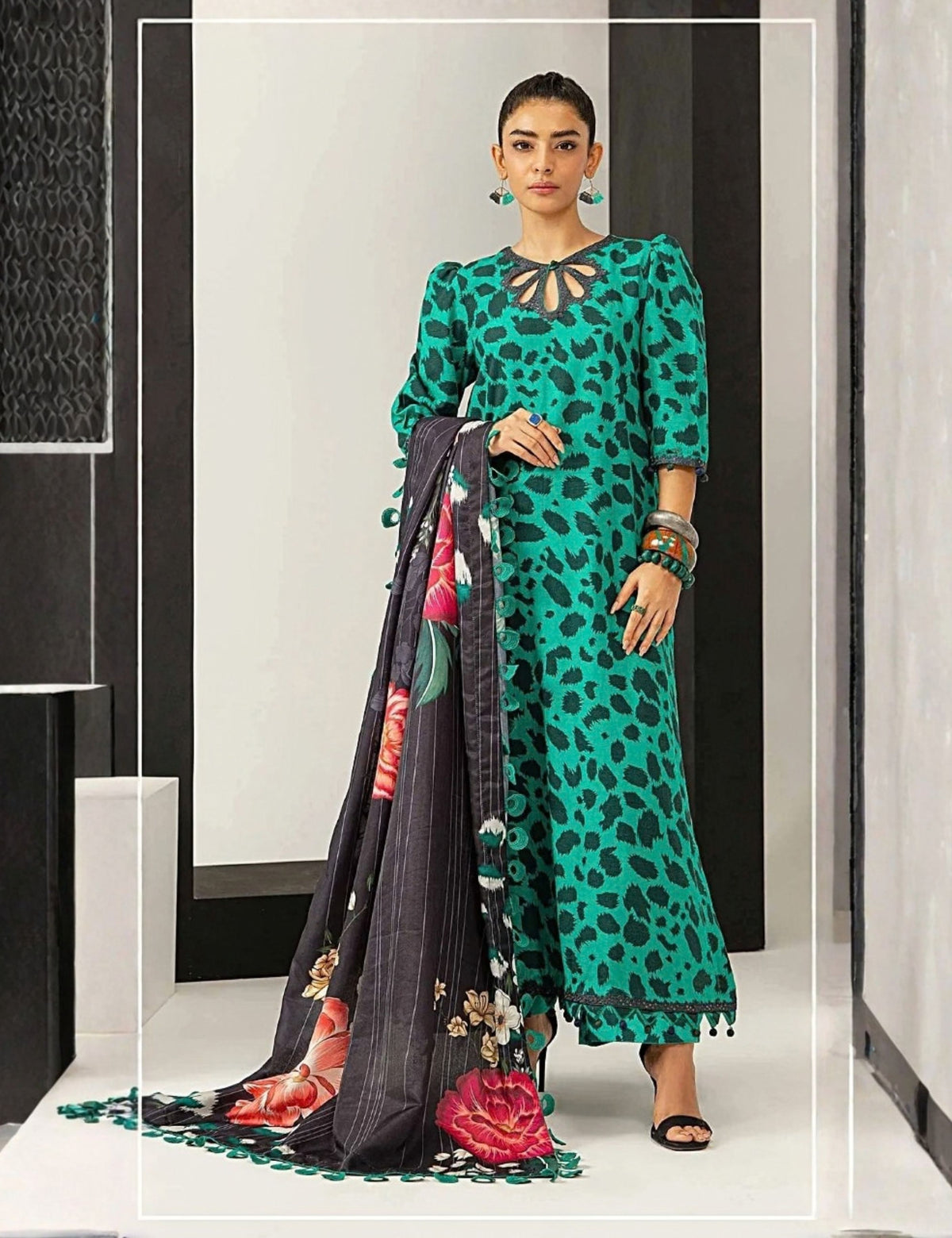 Ripple Collection Printed Khaddar 3-Pc R-4306