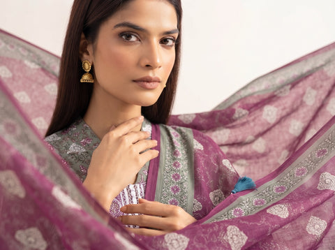 Unstitched Sapphire Printed Khaddar 3-Pc V8123D