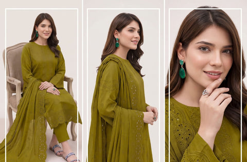 Set of Munarq by Nisha Designer V-2631