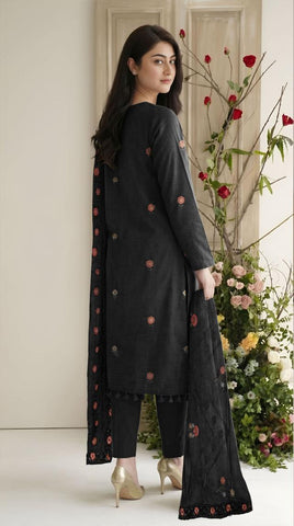 Zarmeen Emaan Premium Lawn Suit ZE-947-4