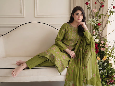 Zarmeen Emaan Premium Lawn Suit ZE-947-3