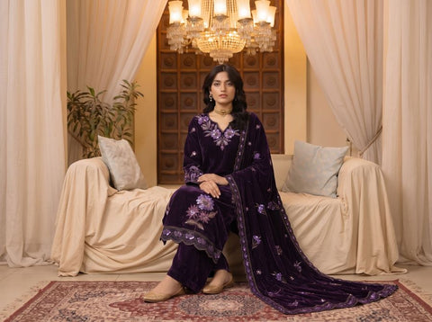 Zarmeen Emaan Premium Velvet Suit ZE-966 1