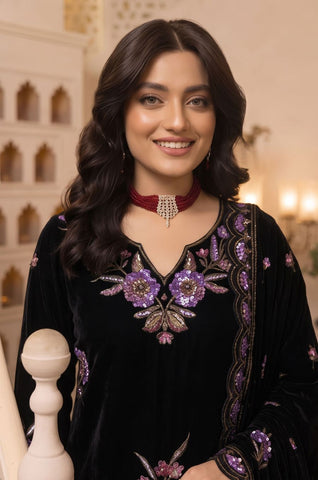 Zarmeen Emaan Premium Velvet Suit ZE-966 3