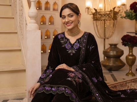 Zarmeen Emaan Premium Velvet Suit ZE-966 6