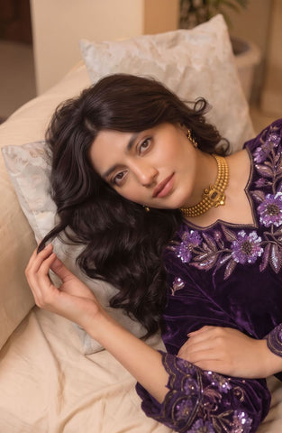 Zarmeen Emaan Premium Velvet Suit ZE-966 1