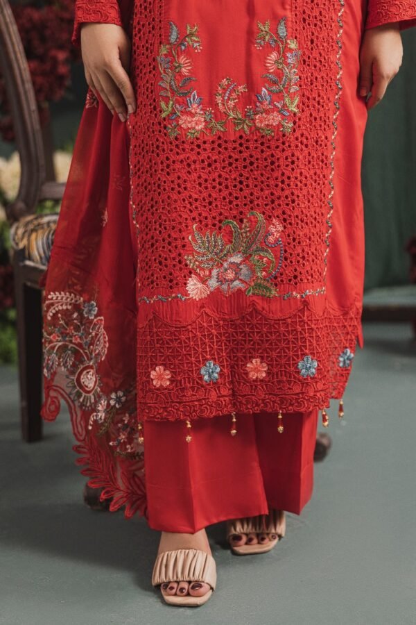 Premium EMB 3PC Zarmeen & Emaan Z.E-637 - Image 4