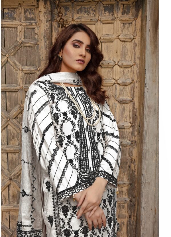 Premium EMB 3PC Zarmeen & Emaan Z.E-536 - Image 3