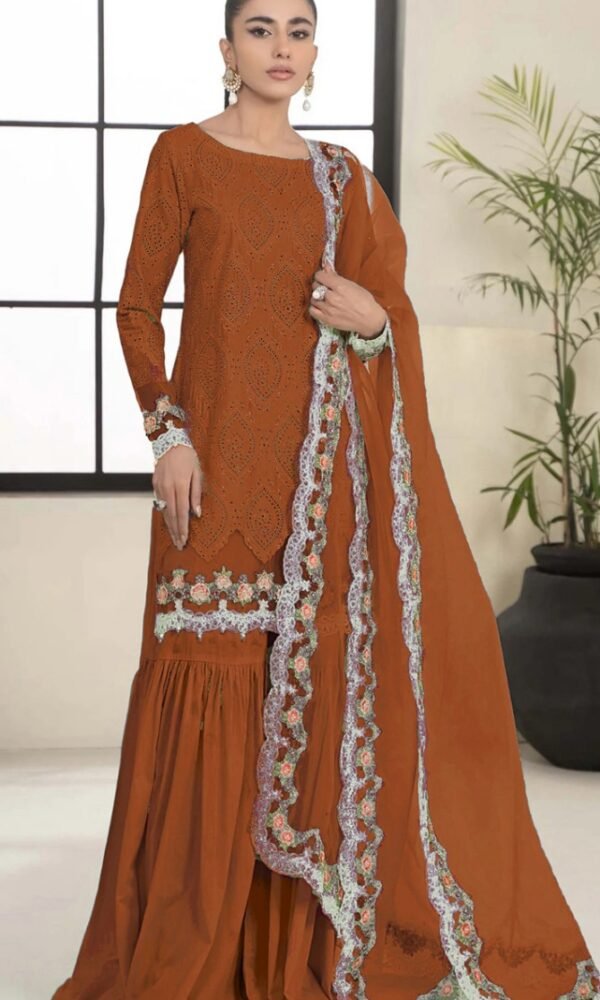 Lawn 3PC Zarmeen & Emaan Premium Code: 639