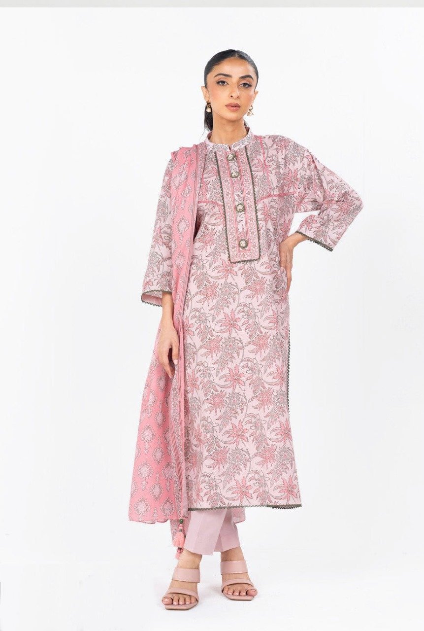 IMG-20250601-WA0123 Print lawn 3pc A8 - Image 1