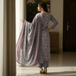 Print lawn vol-536 3pc B10 - Image 3